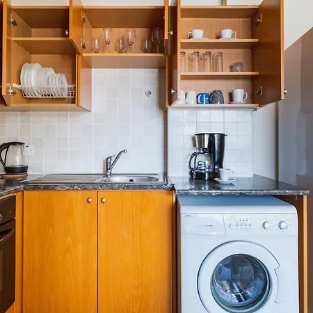 Glade - 1 Bedroom W Balcony In *