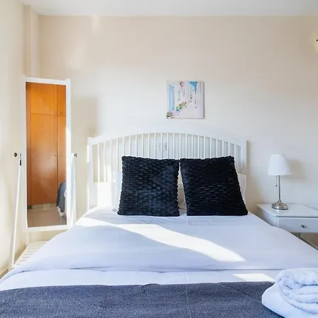 Glade - 1 Bedroom W Balcony In Lägenhet