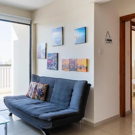 Glade - 1 Bedroom W Balcony In Apartmán Larnaca