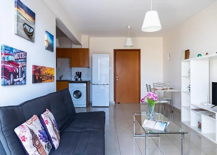 Glade - 1 Bedroom W Balcony In