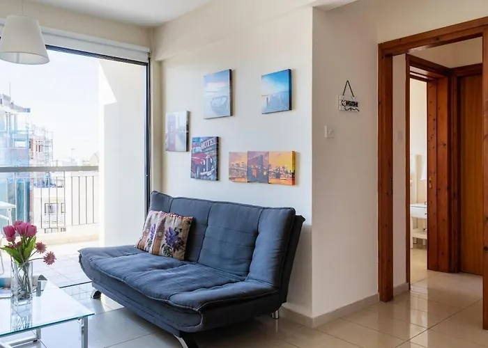 Glade - 1 Bedroom W Balcony In Apartmán Larnaca